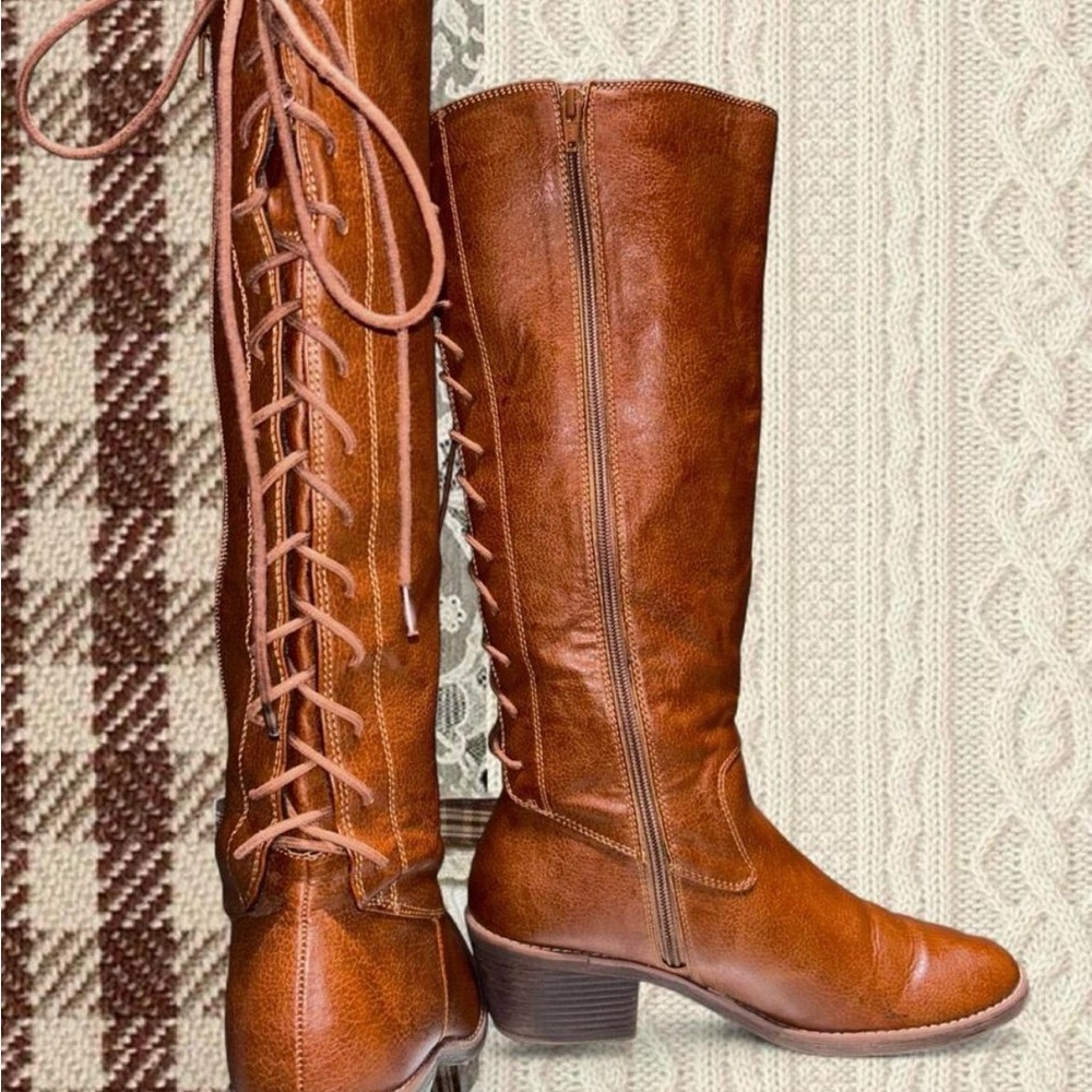 Brown Knee-High Lace-Up Boots